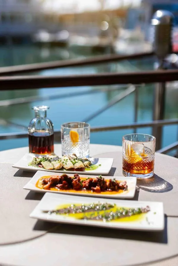 Hotel Port Salins By Pierre & Vacances Empuriabrava