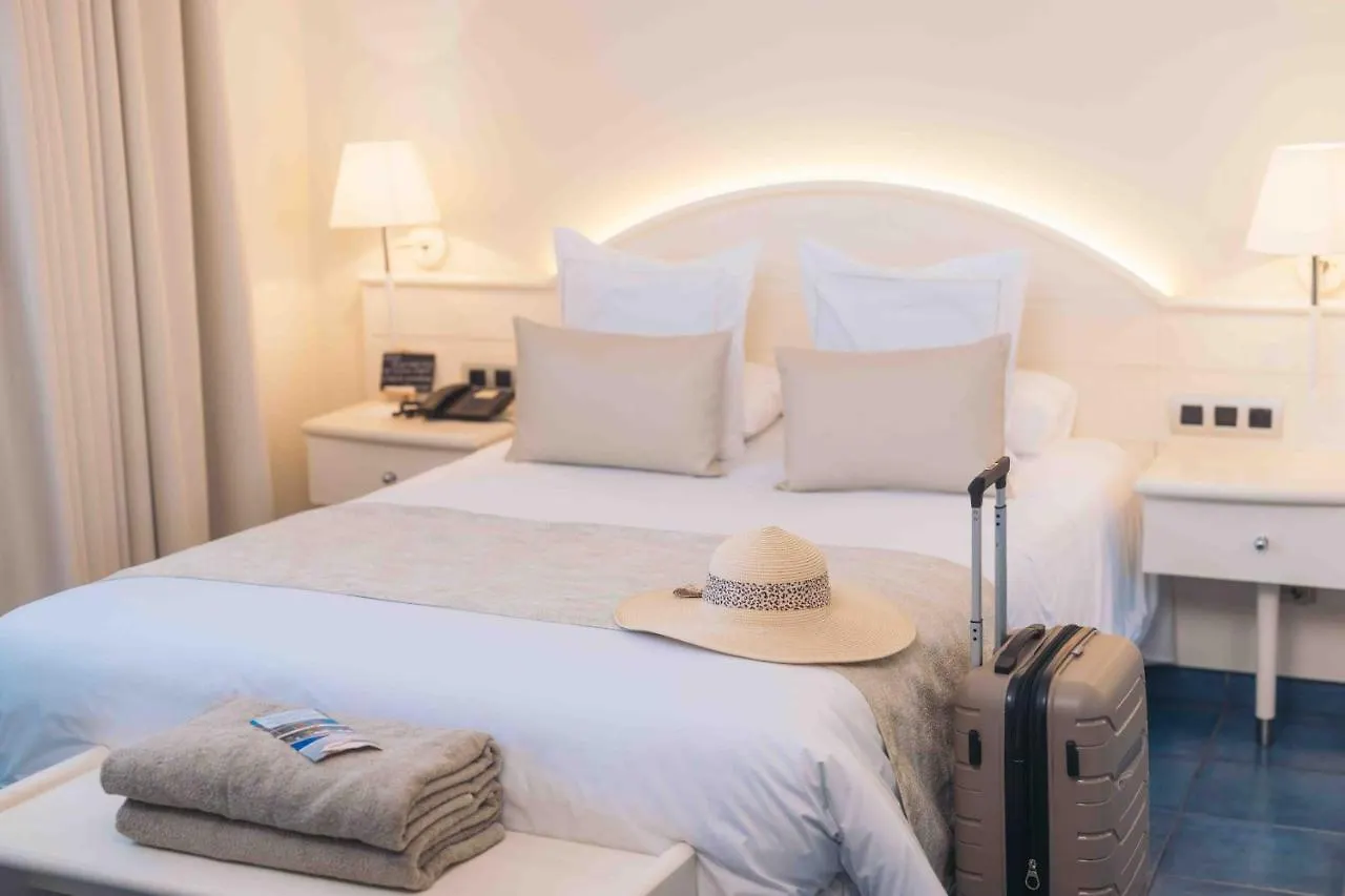 Hotel Port Salins By Pierre & Vacances Empuriabrava