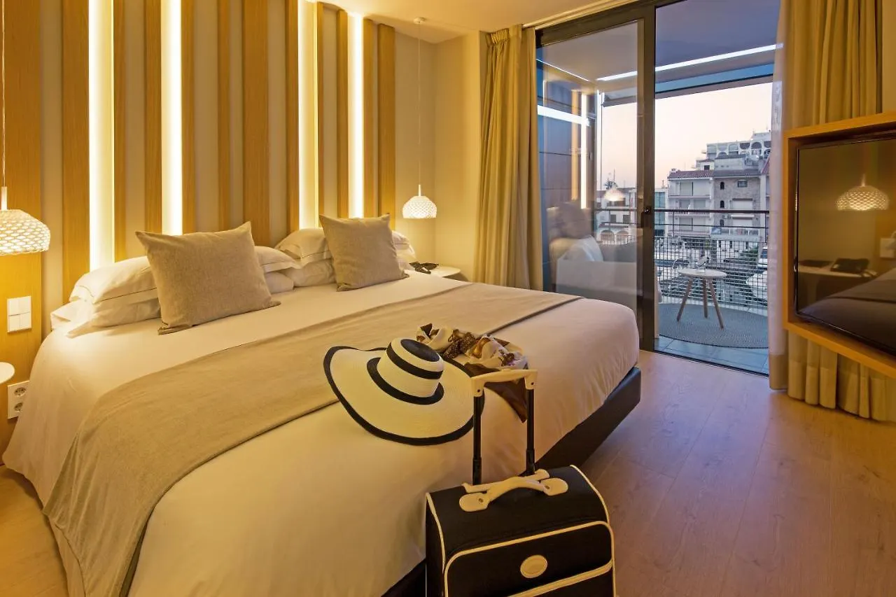 Hotel Port Salins By Pierre & Vacances Empuriabrava