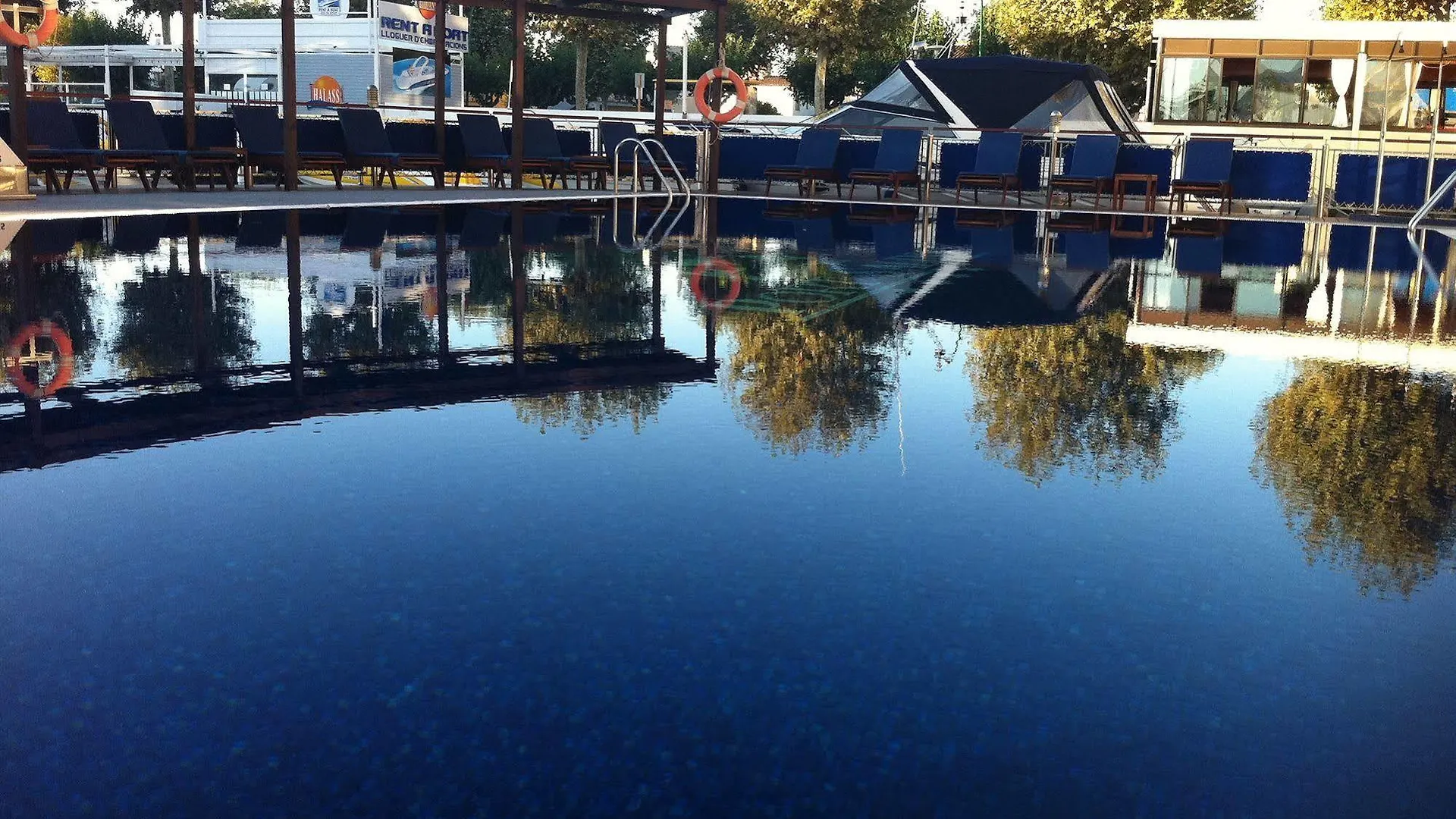 Hotel Port Salins Empuriabrava 4*,